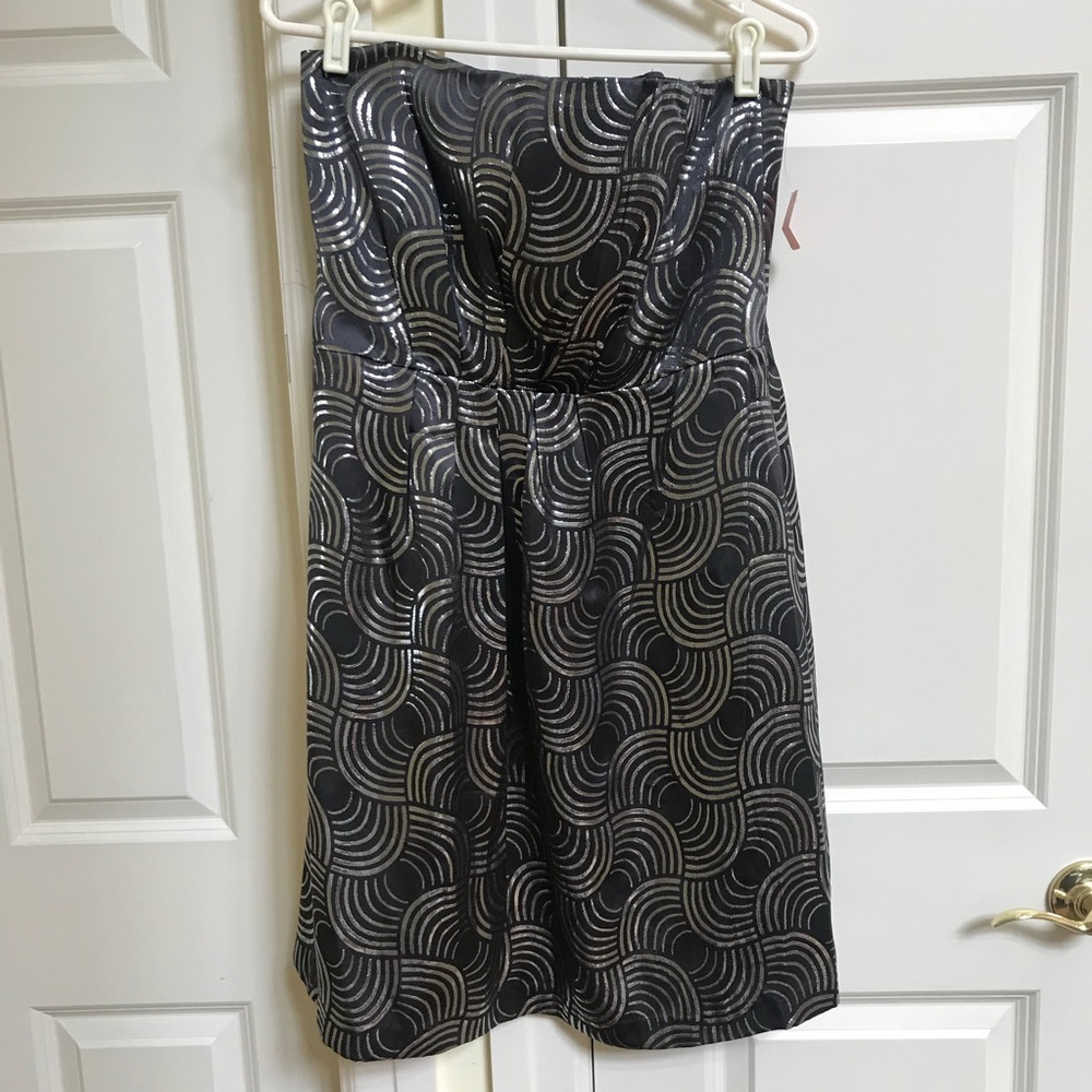 Shoshanna Strapless Metallic Silver & Black Dress - Picture 3 of 8